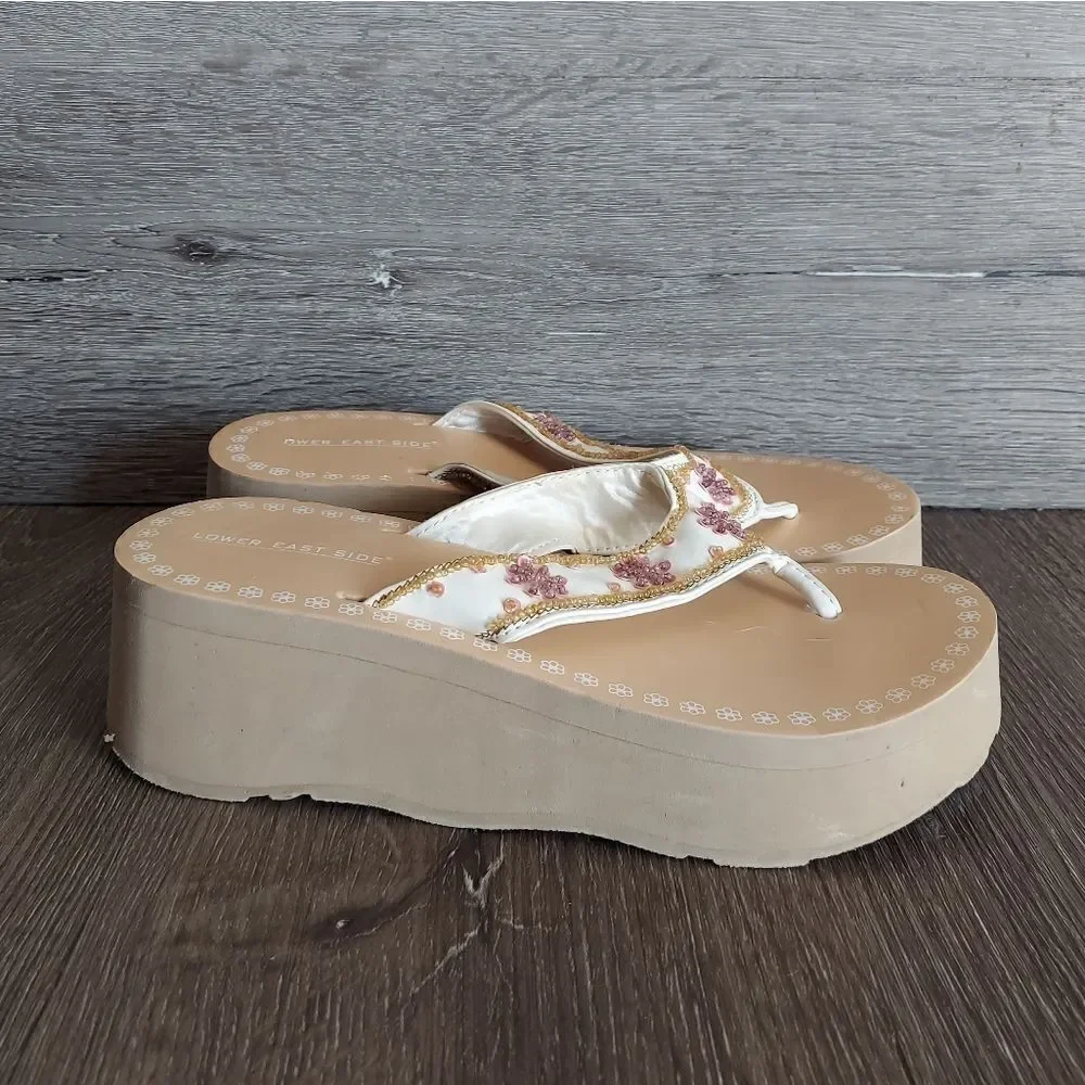 Lower East Side Vintage 90s Tan Floral Beaded Platform Sandal 7.5